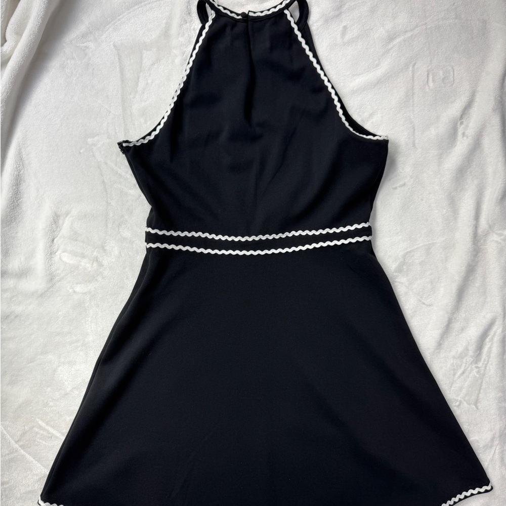 🍒SOLD🍒 NWT Hillhouse “The Billie Dress” - Picture 4 of 8